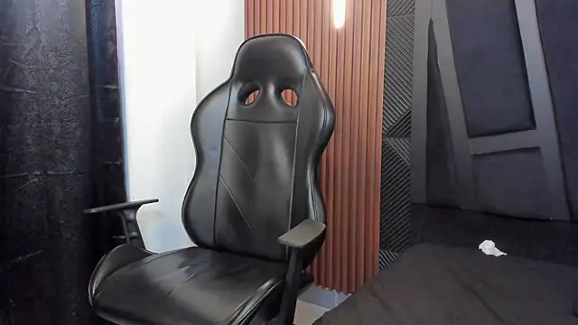 Hanna Marshall  online show from 09-21-25, 02:19