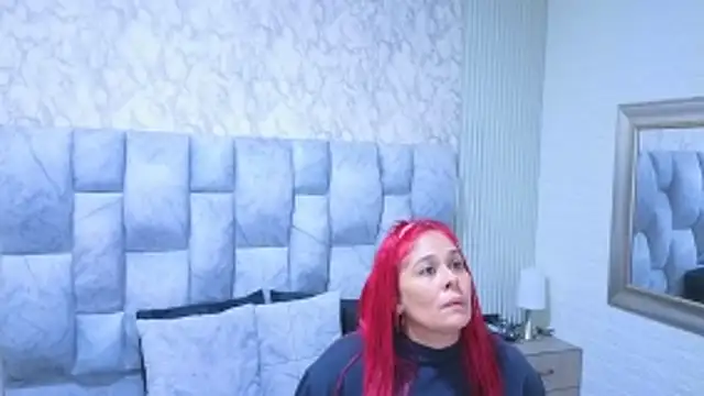 sofiagutierrez   online show from 11-13-25, 10:58