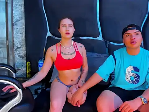 Snapshot of DuoAndLovee chatting on 09-18-25, 08:44 DuoAndLovee online show from 09-18-25, 08:44