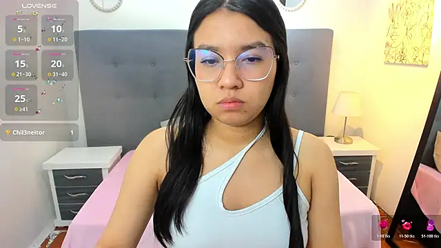 chaneelstark online show from 11-09-25, 04:00