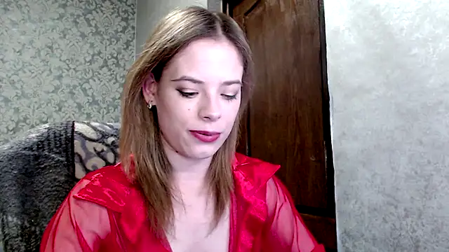 Kate  Loves online show from 10-26-25, 06:47