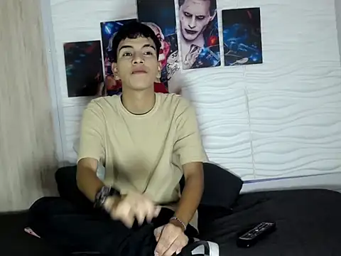 Snapshot of jhaason chatting on 10-21-25, 08:53 jhaason online show from 10-21-25, 08:53