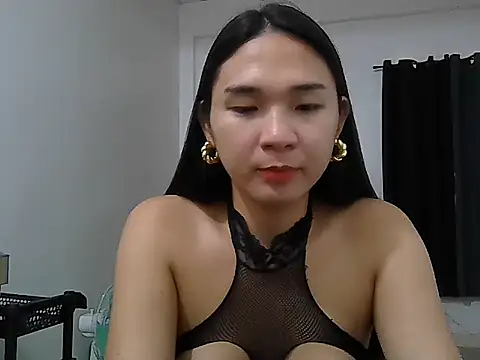 Snapshot of cumslut_selena69 chatting on 05-09-26, 01:33 cumslut selena69 online show from 05-09-26, 01:33