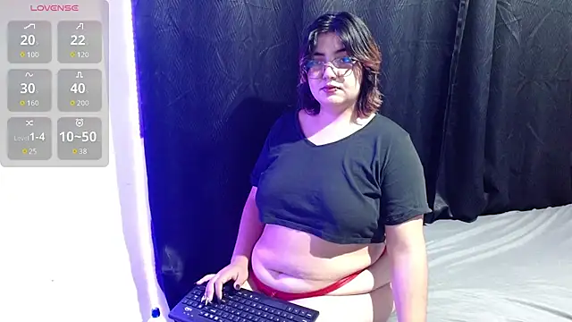 Roxy f w online show from 11-07-25, 10:54