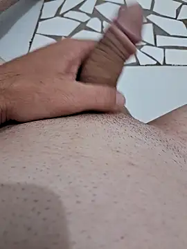 Snapshot of rafaelsouzzaa chatting on 10-23-25, 01:27 rafaelsouzzaa online show from 10-23-25, 01:27