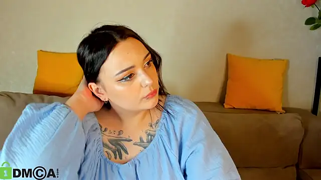 Mia R0ss online show from 09-19-25, 08:16