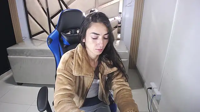 Maily a  online show from 11-27-25, 02:46