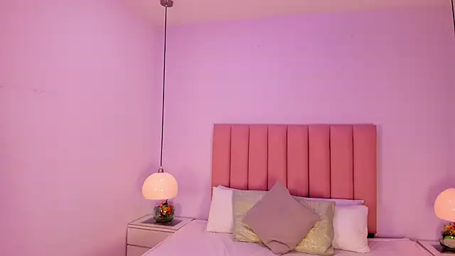 Snapshot of Amy_Ferreira chatting on 11-07-25, 02:55 Amy Ferreira online show from 11-07-25, 02:55