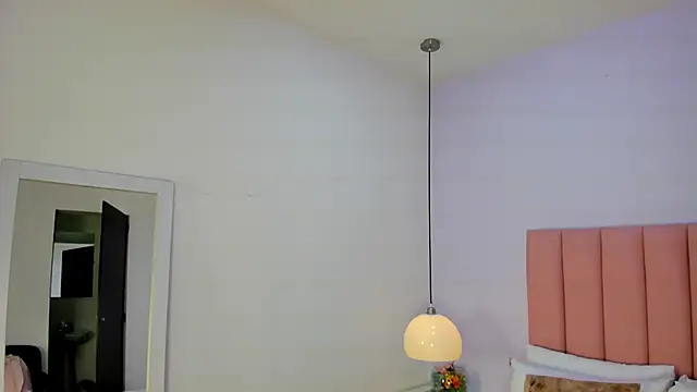 Snapshot of Amy_Ferreira chatting on 11-09-25, 03:05 Amy Ferreira online show from 11-09-25, 03:05