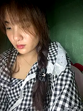 Snapshot of Linksys_nicee chatting on 10-27-25, 02:26 Linksys nicee online show from 10-27-25, 02:26