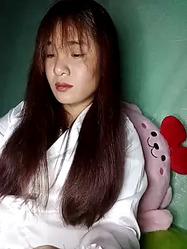 Snapshot of Linksys_nicee chatting on 11-14-25, 04:28 Linksys nicee online show from 11-14-25, 04:28