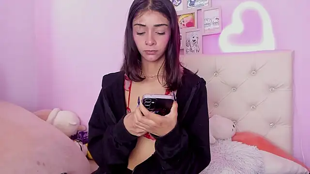 Yuni kim online show from 11-06-25, 03:57