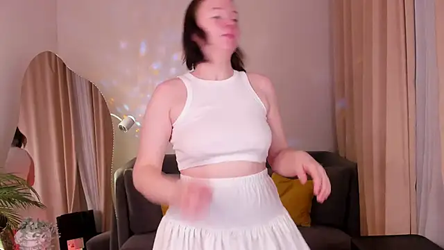 Sophi X online show from 10-22-25, 02:06