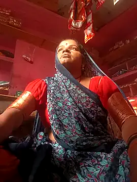 Snapshot of Sh_kiyara chatting on 09-19-25, 01:40 Sh kiyara online show from 09-19-25, 01:40