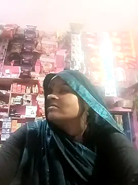 Snapshot of Sh_kiyara chatting on 09-21-25, 01:24 Sh kiyara online show from 09-21-25, 01:24