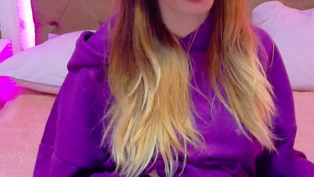 CoraVex online show from 04-05-26, 04:09