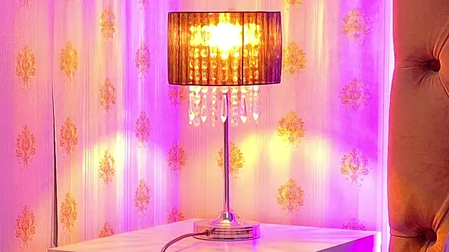 CoraVex online show from 04-23-26, 03:52