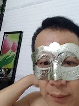 MaiHoang2k online show from 09-17-25, 05:14