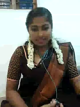 TAMIL AMMUKUTTYY online show from 09-18-25, 05:37