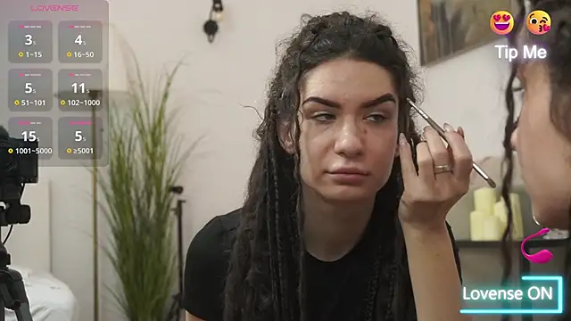 adisson fox online show from 11-16-25, 07:25