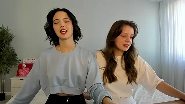 red mok online show from 10-08-25, 03:15