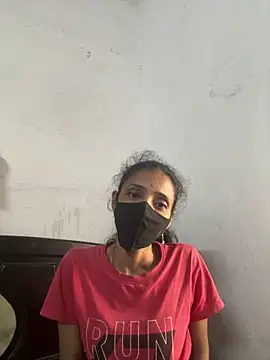 sweetreddy-02 online show from 10-15-25, 07:41