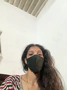 sweetreddy-02 online show from 12-15-25, 06:39