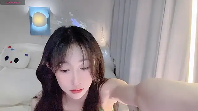 Snapshot of ai-ai-mi chatting on 05-16-26, 09:13 ai-ai-mi online show from 05-16-26, 09:13