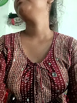 Hot Shredha online show from 10-02-25, 01:45