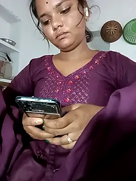 Hot Shredha online show from 10-18-25, 10:49