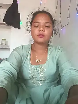 Hot Shredha online show from 10-30-25, 04:25