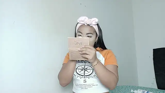 Natashaparker   online show from 03-02-26, 08:15