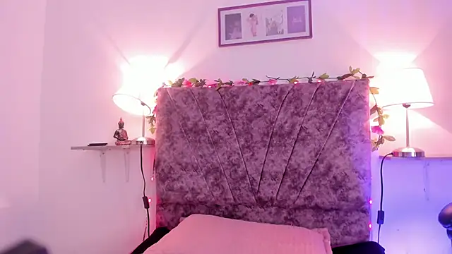 Snapshot of sharlot_montalvo_ chatting on 10-23-25, 01:54 sharlot montalvo  online show from 10-23-25, 01:54