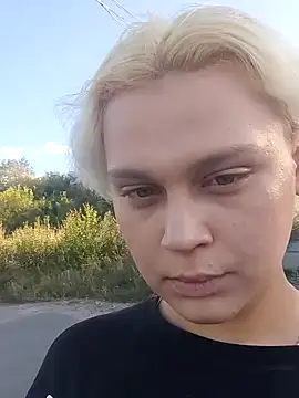 Snapshot of MargoShein chatting on 09-20-25, 02:07 MargoShein online show from 09-20-25, 02:07