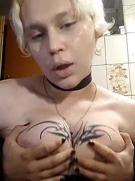 Snapshot of MargoShein chatting on 09-21-25, 05:53 MargoShein online show from 09-21-25, 05:53