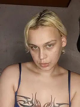 Snapshot of MargoShein chatting on 10-27-25, 01:48 MargoShein online show from 10-27-25, 01:48