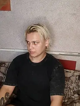 Snapshot of MargoShein chatting on 10-30-25, 09:11 MargoShein online show from 10-30-25, 09:11