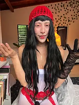 Nymphel1Moth online show from 11-04-25, 10:20