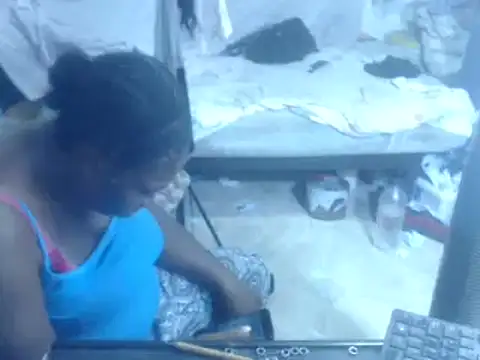 Snapshot of rachelexoticgirl chatting on 01-12-25, 10:22 rachelexoticgirl online show from 01-12-25, 10:22