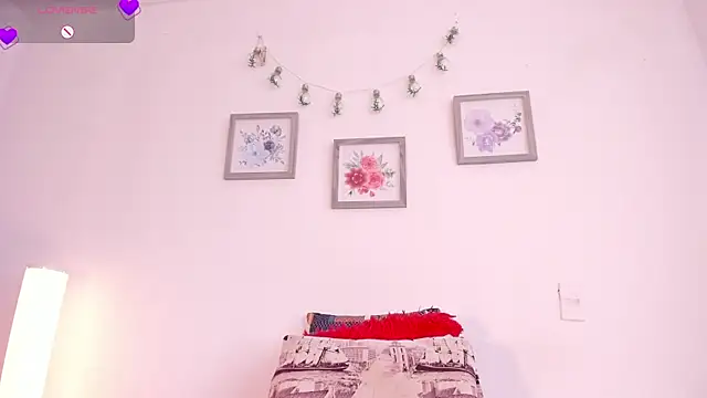 mely rosse  online show from 04-14-26, 01:06