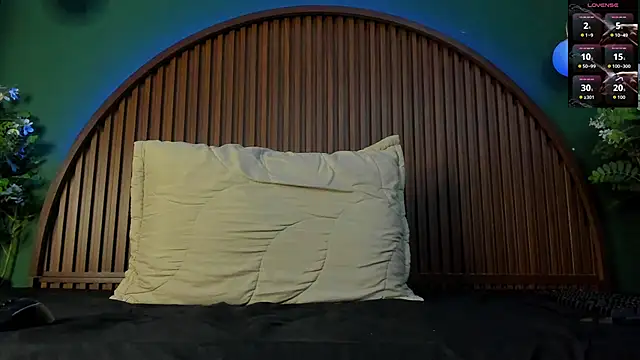 Snapshot of JeergMuscle chatting on 09-23-25, 05:32 JeergMuscle online show from 09-23-25, 05:32