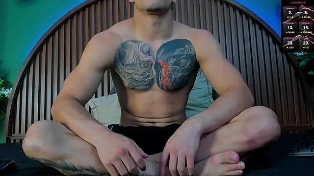 Snapshot of JeergMuscle chatting on 11-07-25, 03:39 JeergMuscle online show from 11-07-25, 03:39