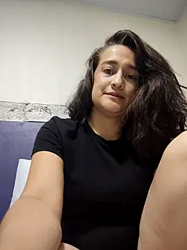 Snapshot of valery506 chatting on 10-11-25, 10:41 valery506 online show from 10-11-25, 10:41