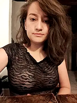 Snapshot of valery506 chatting on 11-25-25, 03:06 valery506 online show from 11-25-25, 03:06