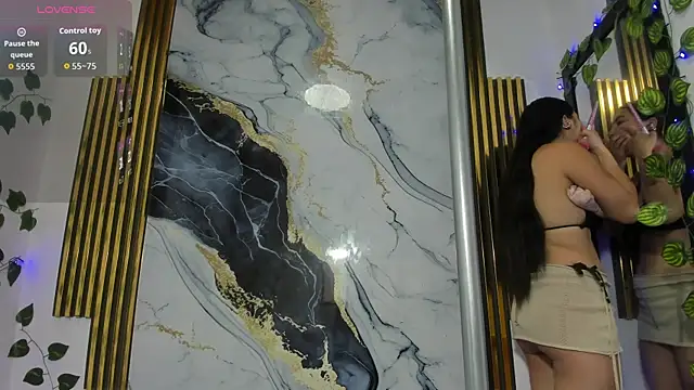 brittanyy20 online show from 11-06-25, 09:32