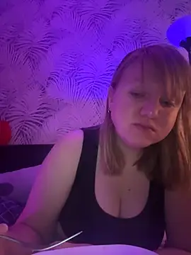 GretieLee online show from 10-10-25, 07:02