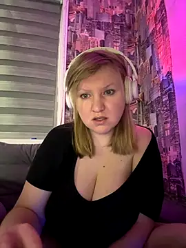 GretieLee online show from 10-23-25, 06:39