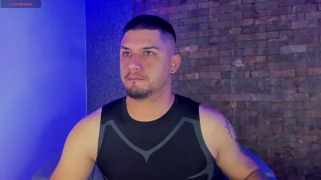 Jacob19  online show from 10-03-25, 01:57