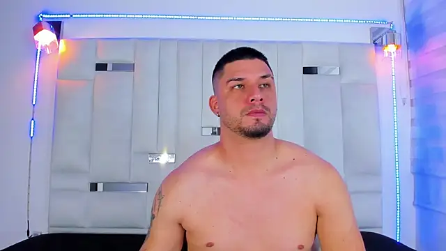 Jacob19  online show from 10-04-25, 03:15