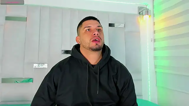 Jacob19  online show from 10-07-25, 11:40